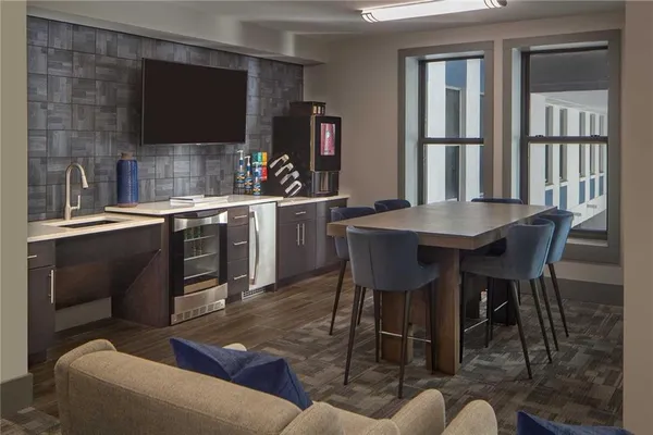 $1,975 | 960 East Paces Ferry Road Northeast, Unit 262, Atlanta, GA 30326