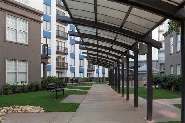 $1,975 | 960 East Paces Ferry Road Northeast, Unit 262, Atlanta, GA 30326