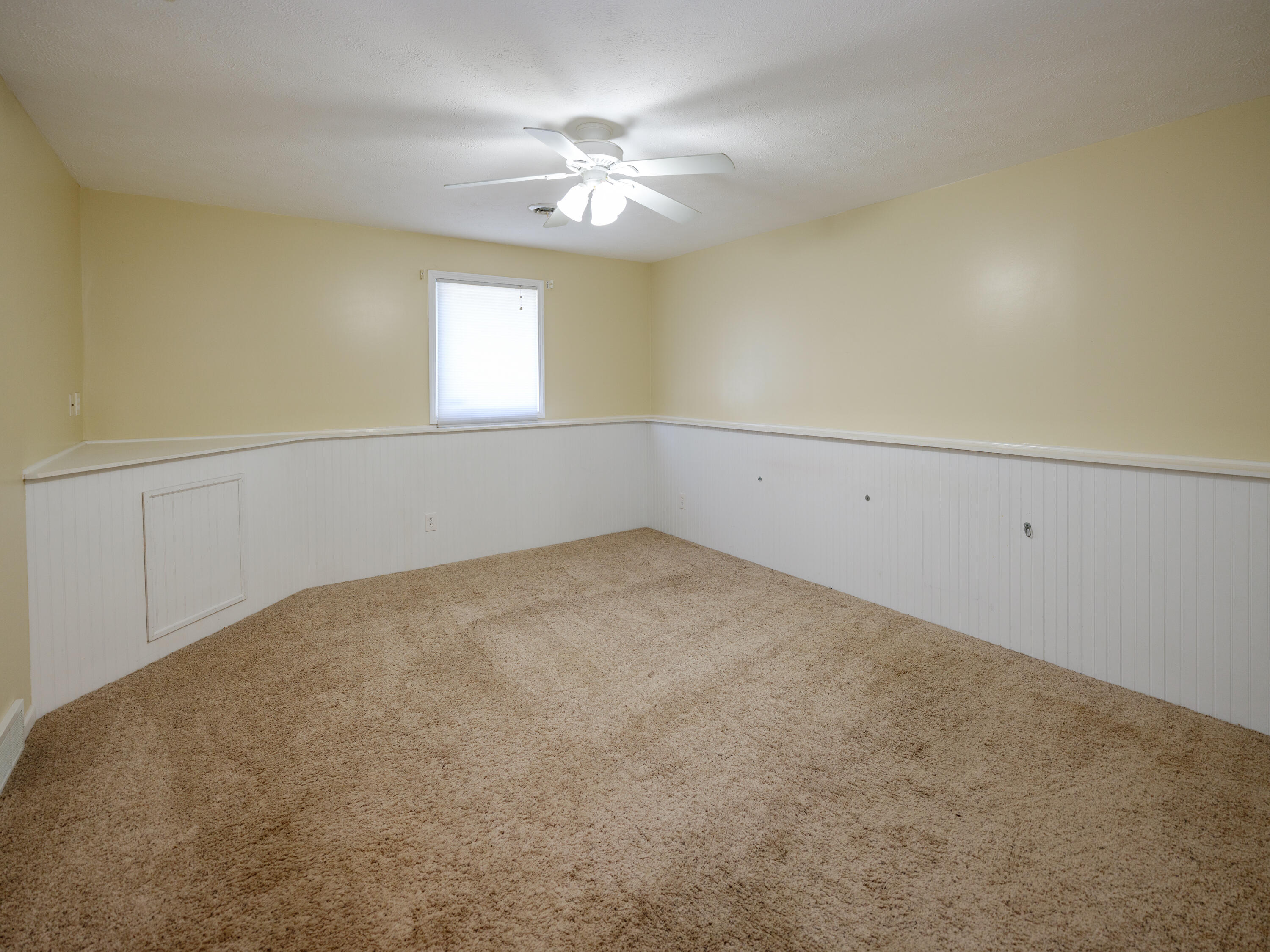 298 Zak Road Plainwell, MI 49080 - Photo 16 of 28 298 Zak Rd-115