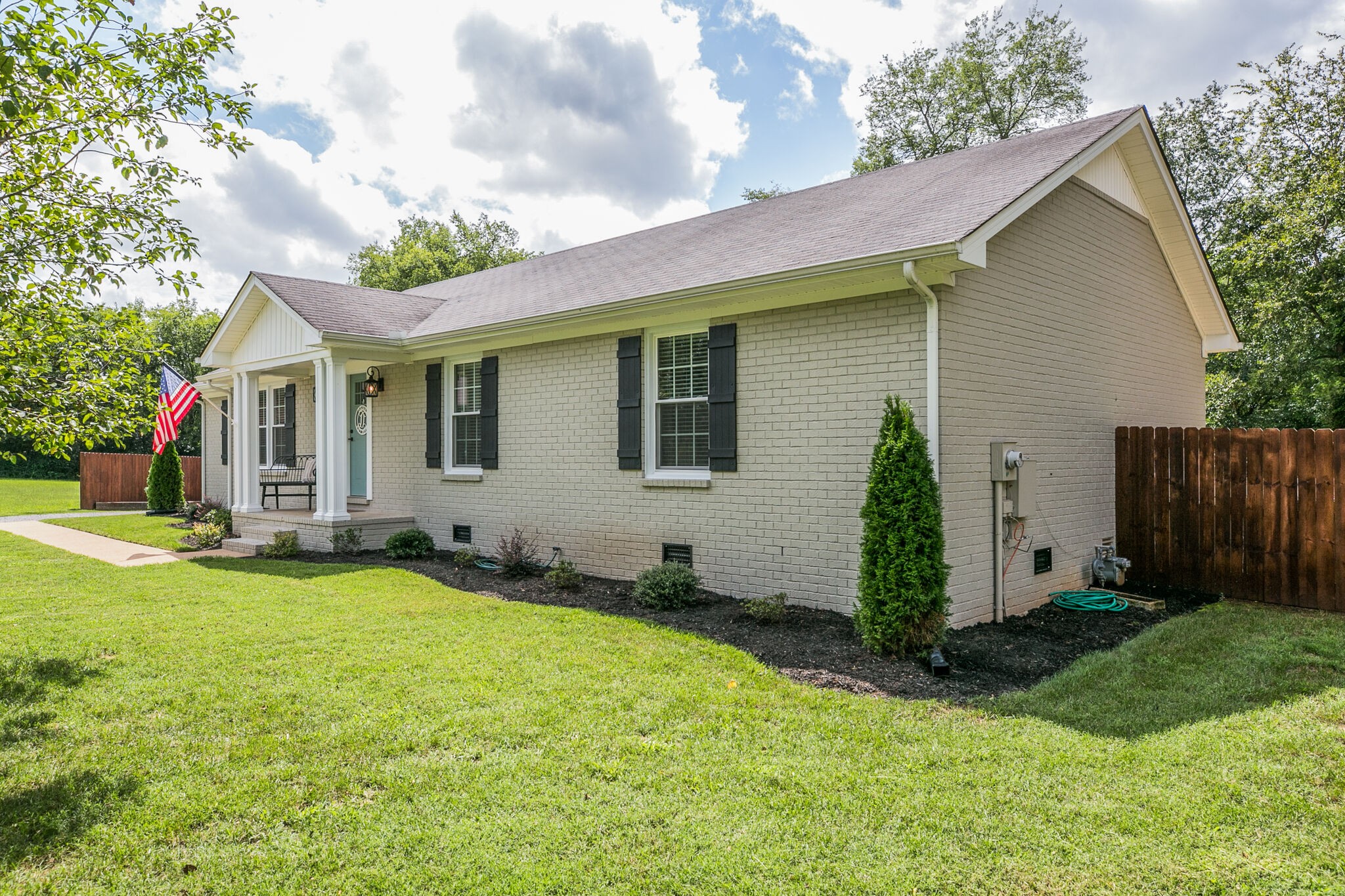 1115 Meadowbrook Road Murfreesboro, TN 37129 - Photo 3 of 32 Gallery Image 3
