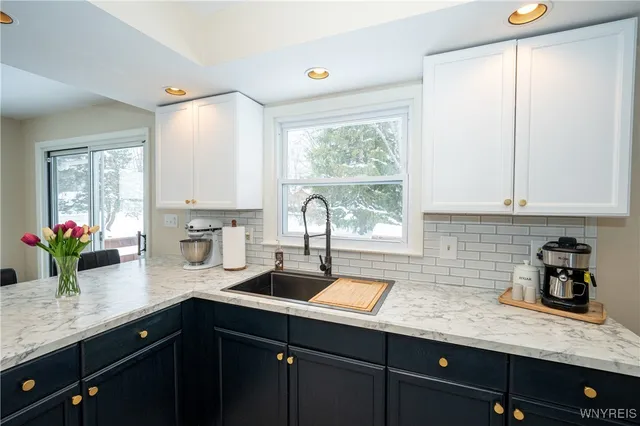 $274,900 | 2852 Roswell Parkway, Eden, NY 14057