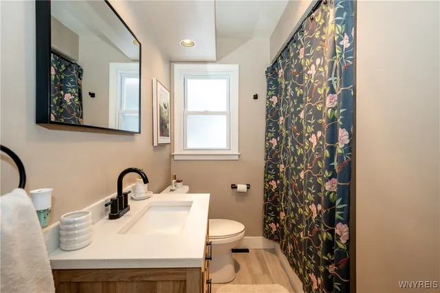 $274,900 | 2852 Roswell Parkway, Eden, NY 14057