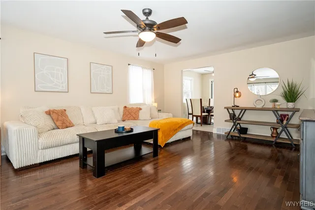 $274,900 | 2852 Roswell Parkway, Eden, NY 14057