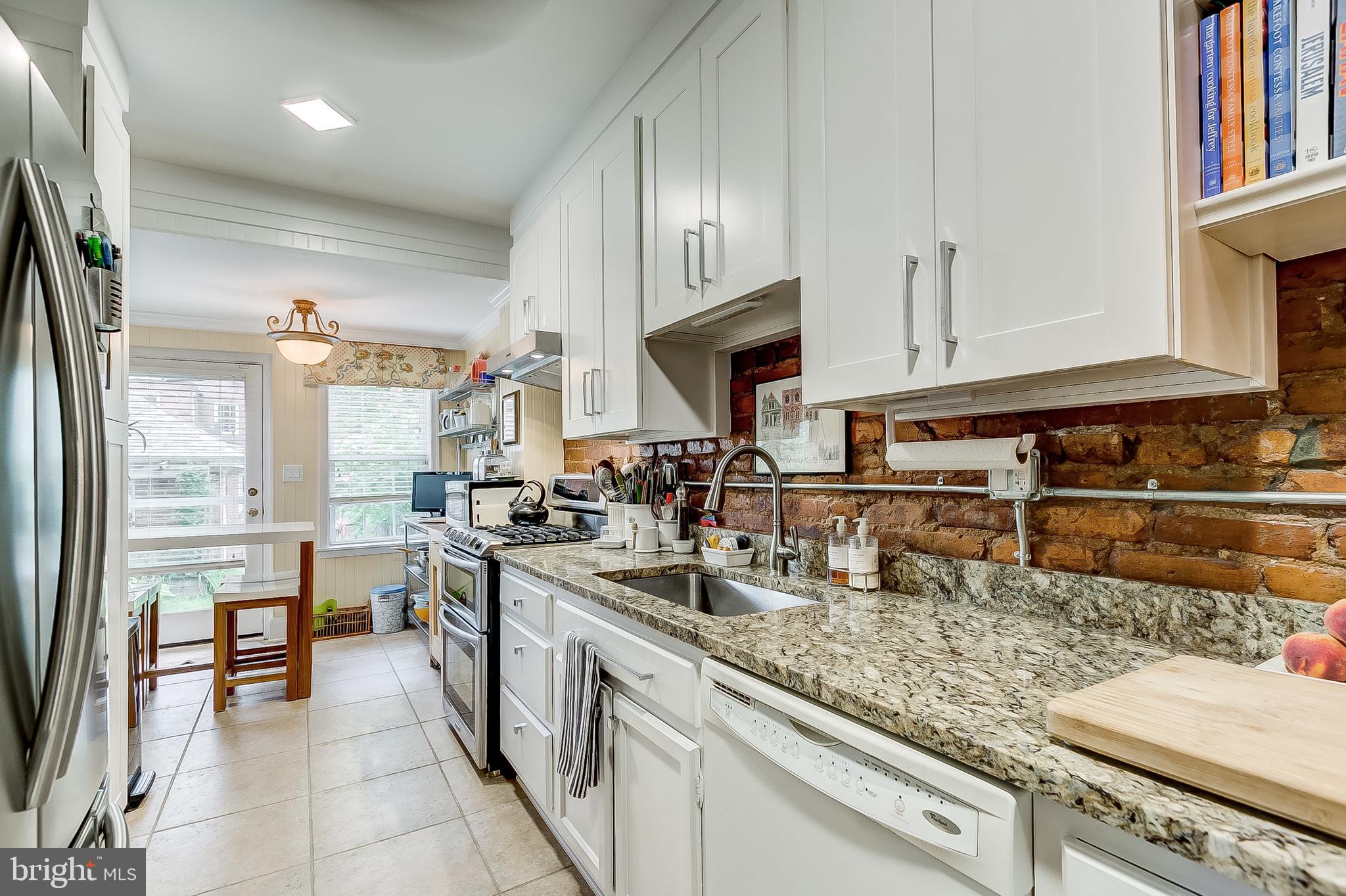 3537 Newland Road Baltimore, MD 21218 - Photo 11 of 38 Gallery Image 11