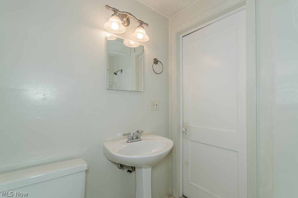 5605 Hopkins Road Mentor, OH 44060 - Photo 21 of 29 Gallery Image 21