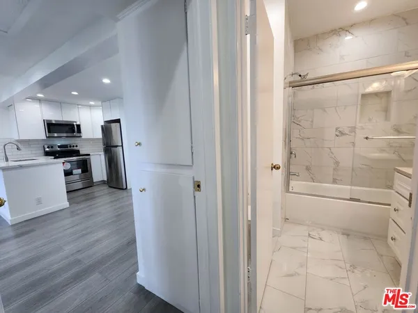$3,700 | 1440 Veteran Avenue, Unit 555, Los Angeles, CA 90024