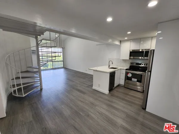 $3,700 | 1440 Veteran Avenue, Unit 555, Los Angeles, CA 90024
