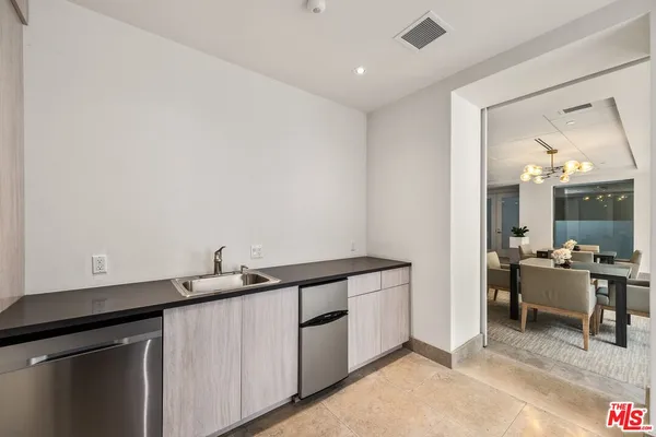 $3,700 | 1440 Veteran Avenue, Unit 555, Los Angeles, CA 90024
