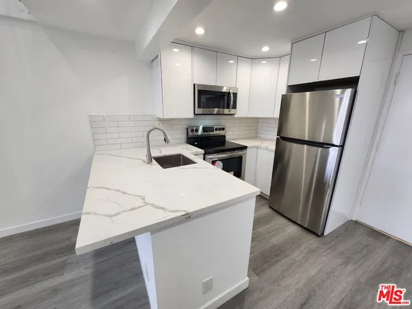 $3,700 | 1440 Veteran Avenue, Unit 555, Los Angeles, CA 90024