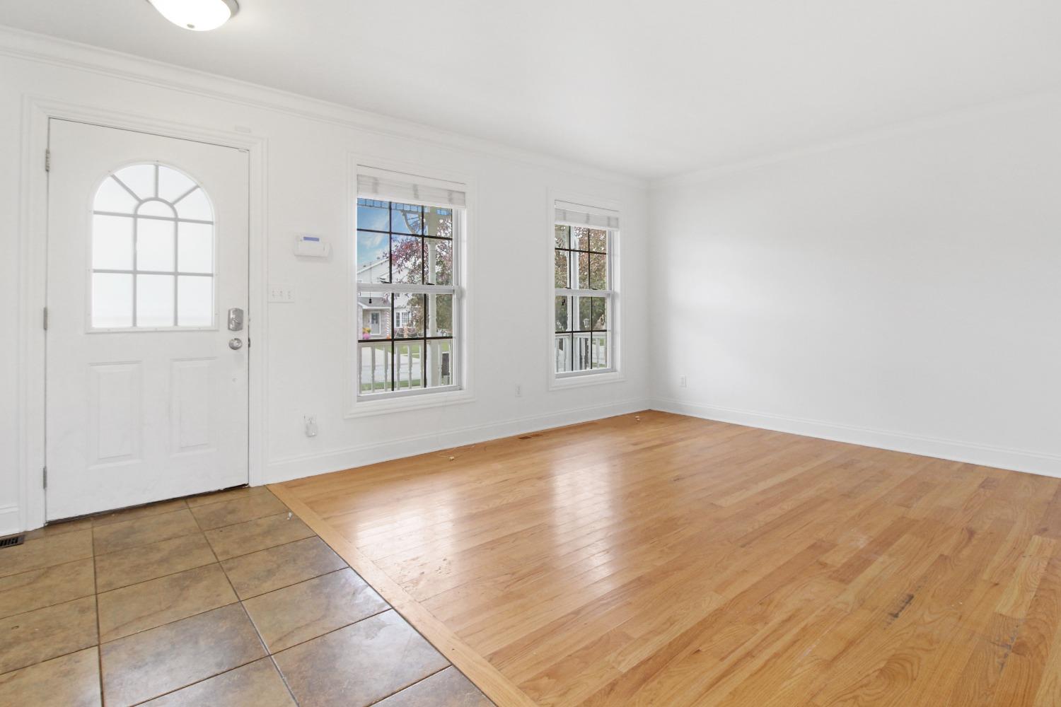 12465 Shelby Place Crown Point, IN 46307 - Photo 11 of 25 an empty room with windows