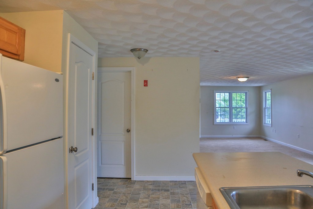 182 Jefferson Road, Unit 182 Burrillville, RI 02830 - Photo 12 of 30 Gallery Image 12