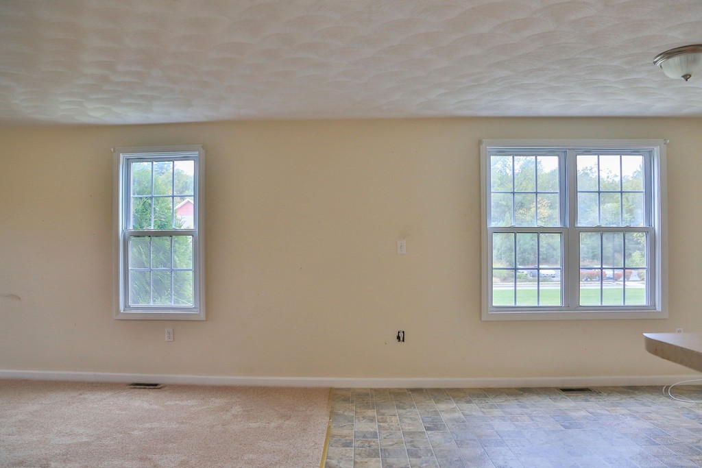 182 Jefferson Road, Unit 182 Burrillville, RI 02830 - Photo 8 of 30 Gallery Image 8