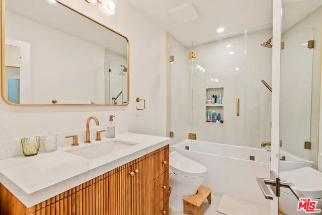 $5,000 | 3988 Beethoven Street, Unit 10, Los Angeles, CA 90066