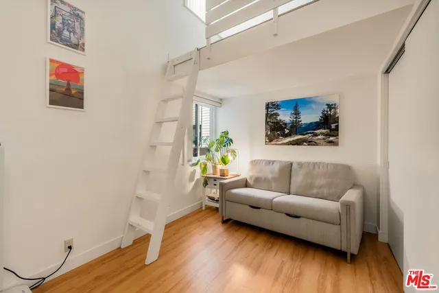 $5,000 | 3988 Beethoven Street, Unit 10, Los Angeles, CA 90066