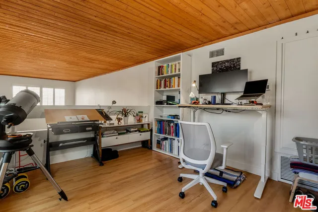 $5,000 | 3988 Beethoven Street, Unit 10, Los Angeles, CA 90066