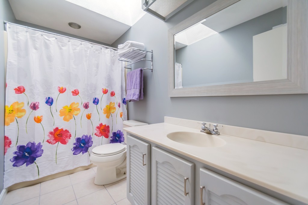151 Berkeley Road North Andover, MA 01845 - Photo 17 of 30 Gallery Image 17