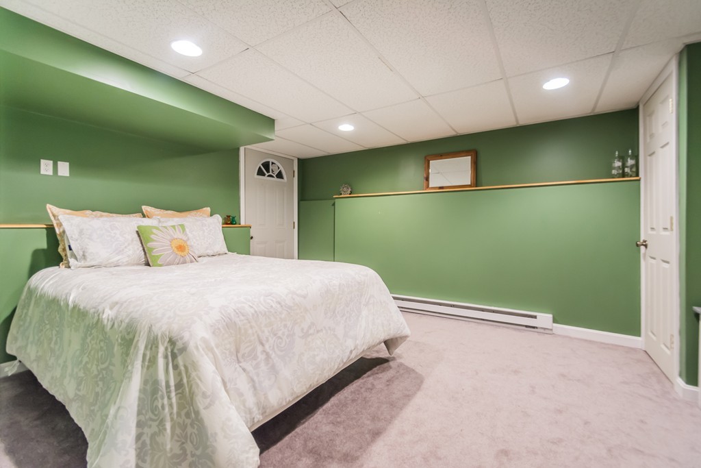 151 Berkeley Road North Andover, MA 01845 - Photo 23 of 30 Gallery Image 23