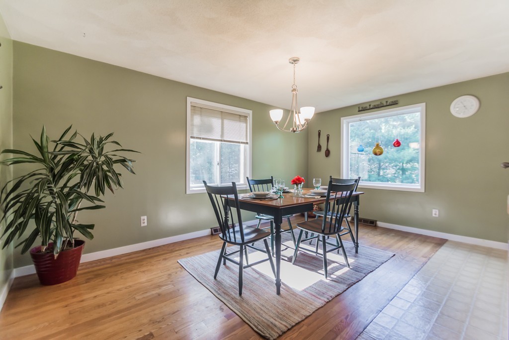 151 Berkeley Road North Andover, MA 01845 - Photo 8 of 30 Gallery Image 8