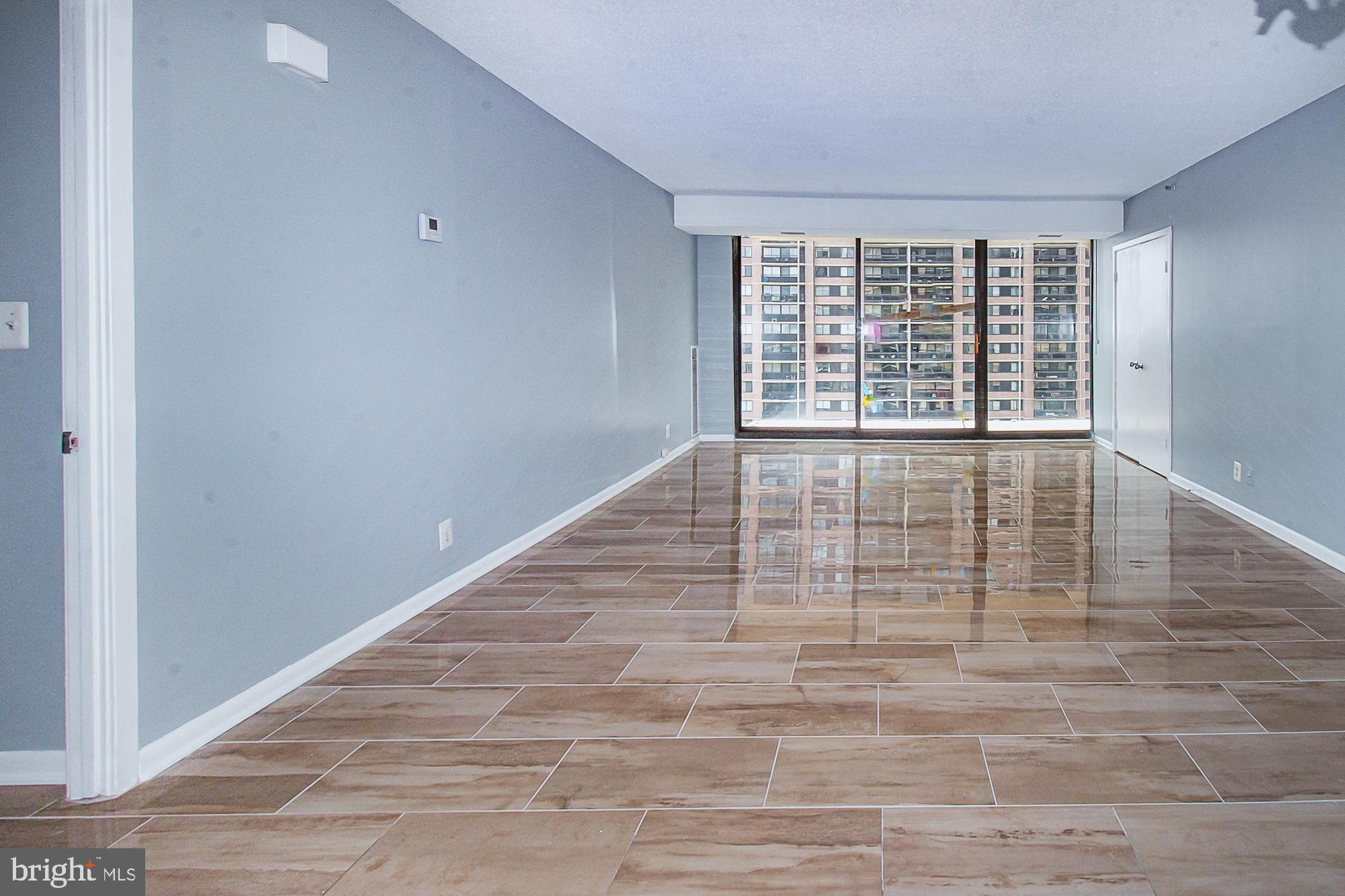 5505 Seminary Road, Unit 1003N Falls Church, VA 22041 - Photo 5 of 27 19 x11 LR w/fl- 2- ceiling windows & ceramic fl