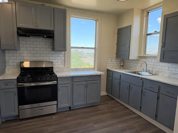$674,950 | 542 Grant Street, Vallejo, CA 94590