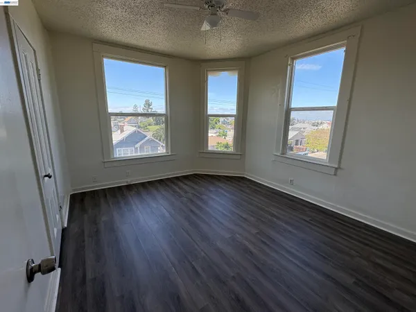 $674,950 | 542 Grant Street, Vallejo, CA 94590
