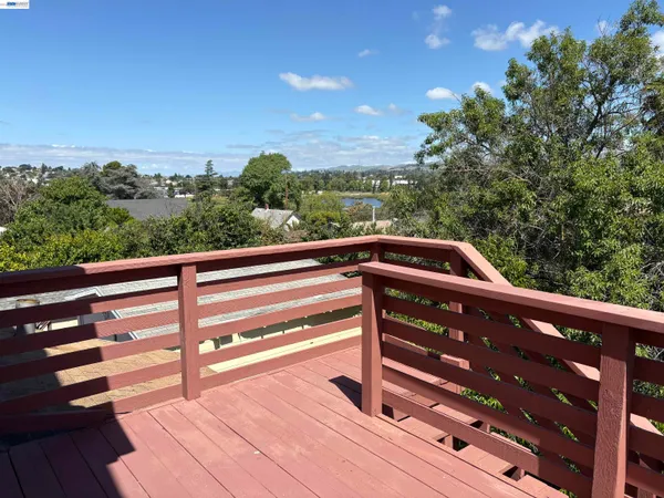 $674,950 | 542 Grant Street, Vallejo, CA 94590