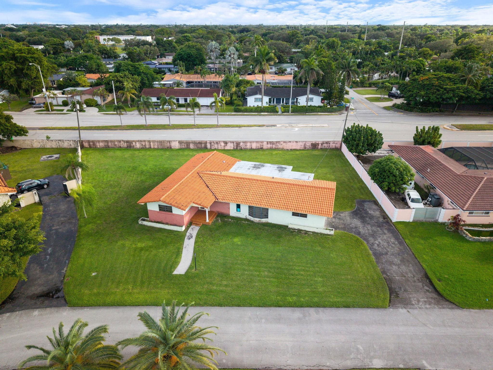 8230 Southwest 87th Terrace Miami, FL 33143 - Photo 1 of 9 Photo 1
