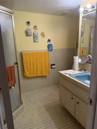 $1,100,000 | 8230 Southwest 87th Terrace, Miami, FL 33143