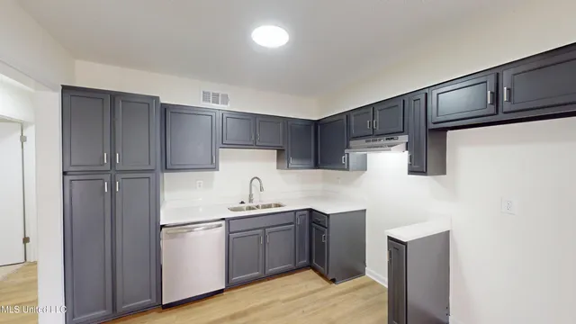 $209,900 | 5656 Highway 301, Horn Lake, MS 38637