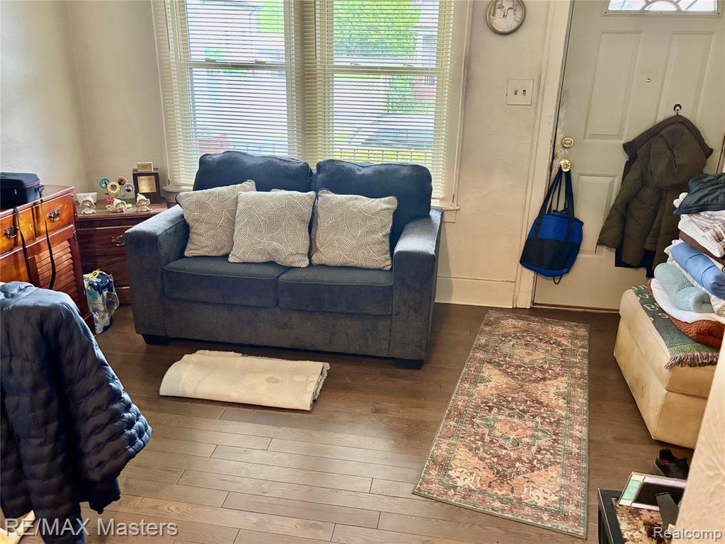 7720 Smart Street Detroit, MI 48210 - Photo 4 of 17