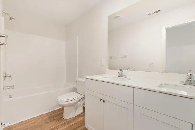 $319,950 | 17 West Emily Gardens Drive, Selma, NC 27576