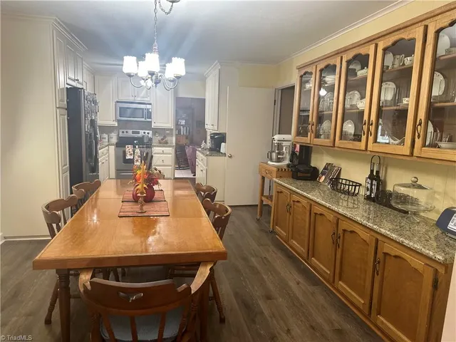 $349,900 | 161 Ridgeview Drive, Mount Airy, NC 27030