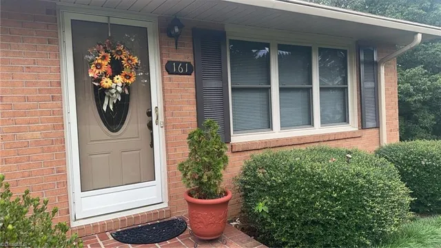 $349,900 | 161 Ridgeview Drive, Mount Airy, NC 27030