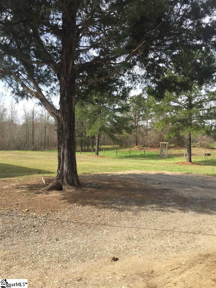 1331 Barnett Road Cross Hill, SC 29332 - Photo 18 of 35 Gallery Image 18