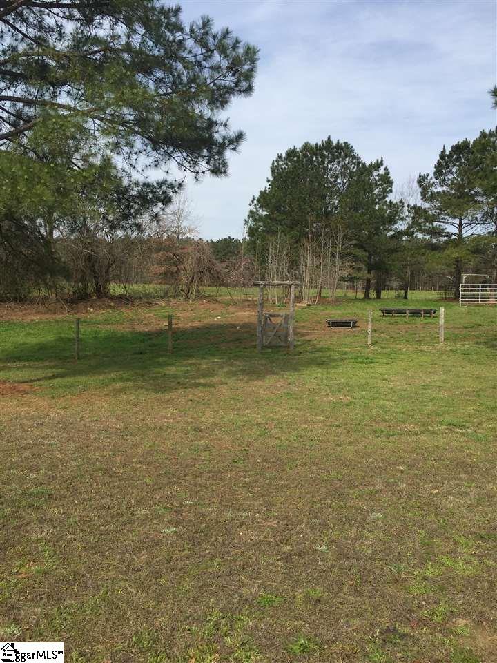 1331 Barnett Road Cross Hill, SC 29332 - Photo 27 of 35 Gallery Image 27