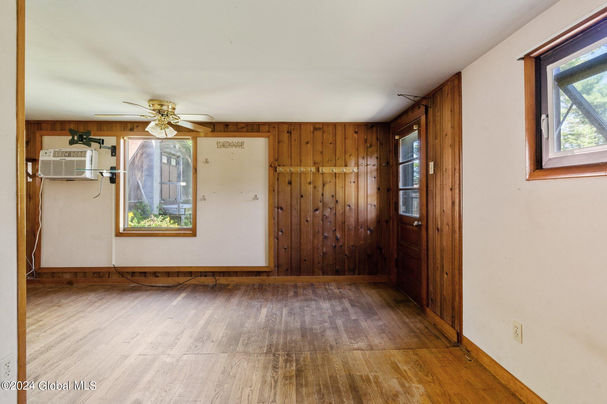 2728 Lower Gregg Road Rotterdam, NY 12306 - Photo 13 of 36 44-web-or-mls-2728-lower-gregg-rd