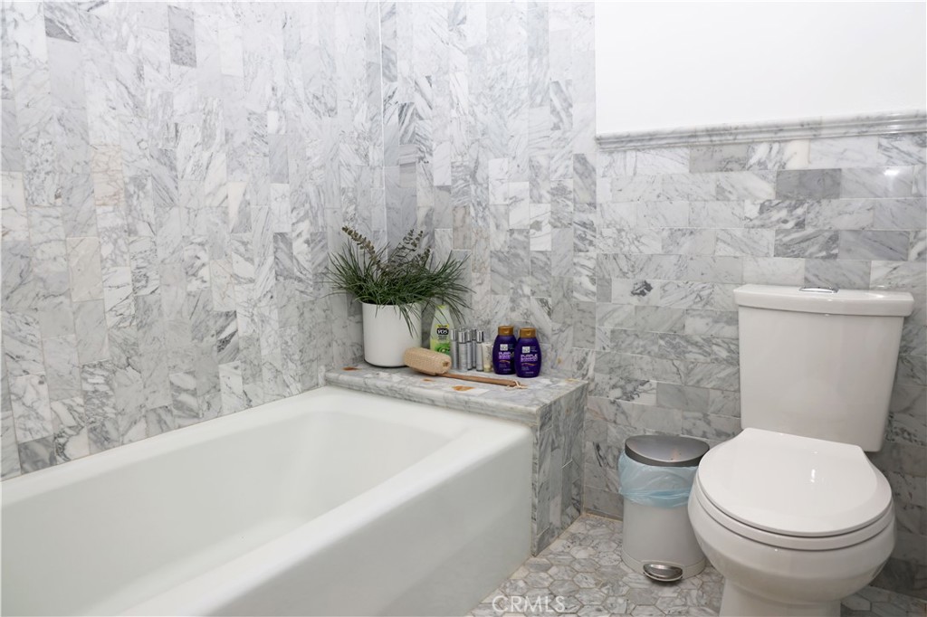 161 Ruby Street Laguna Beach, CA 92651 - Photo 19 of 25