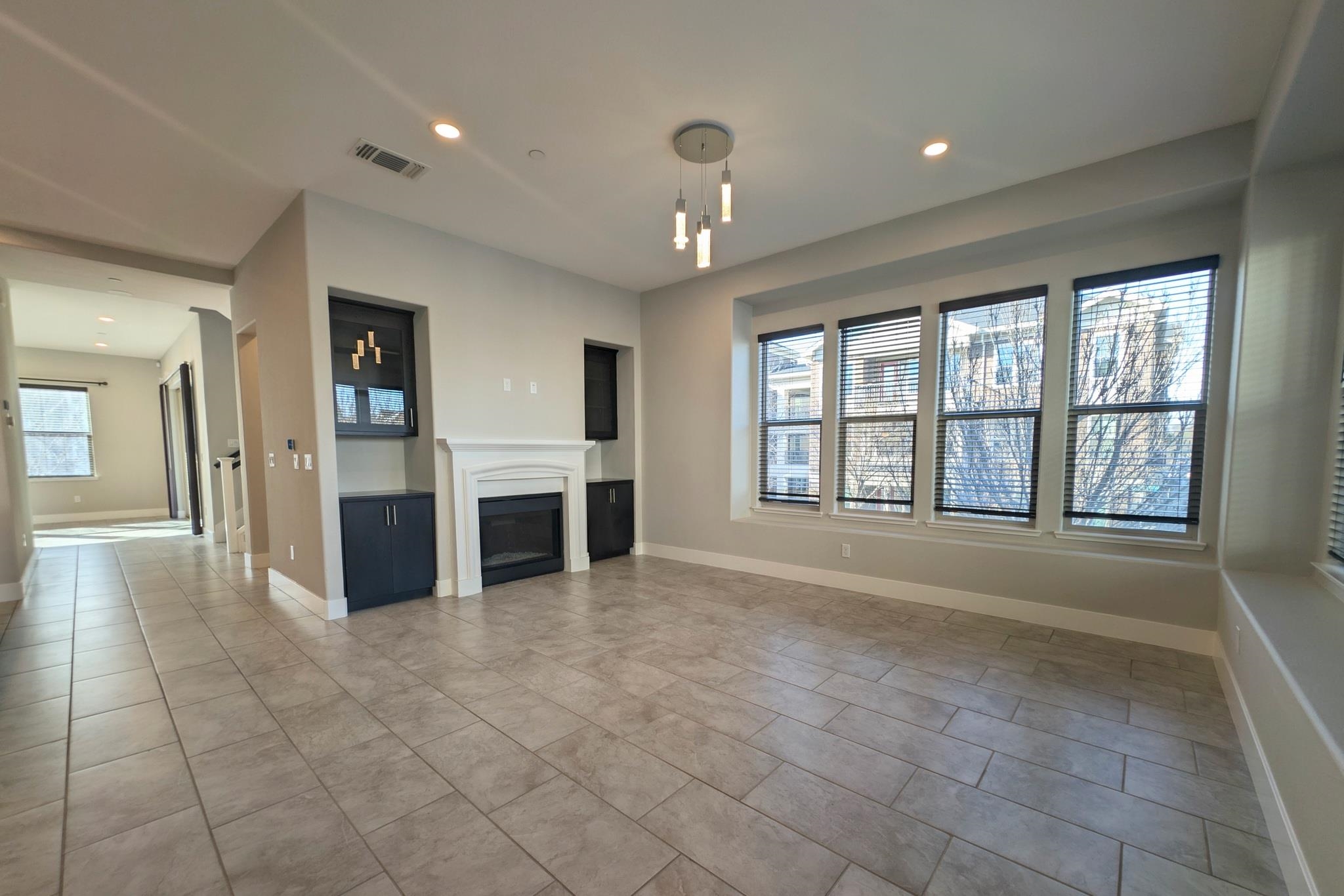 1380 Brookline Loop Pleasanton, CA 94566 - Photo 6 of 44