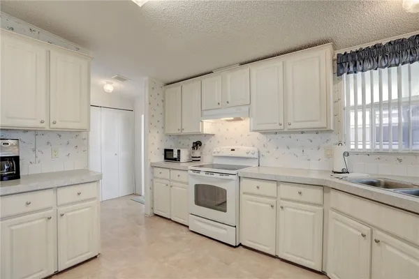 $159,500 | 7664 Chasta Road, Micco, FL 32976