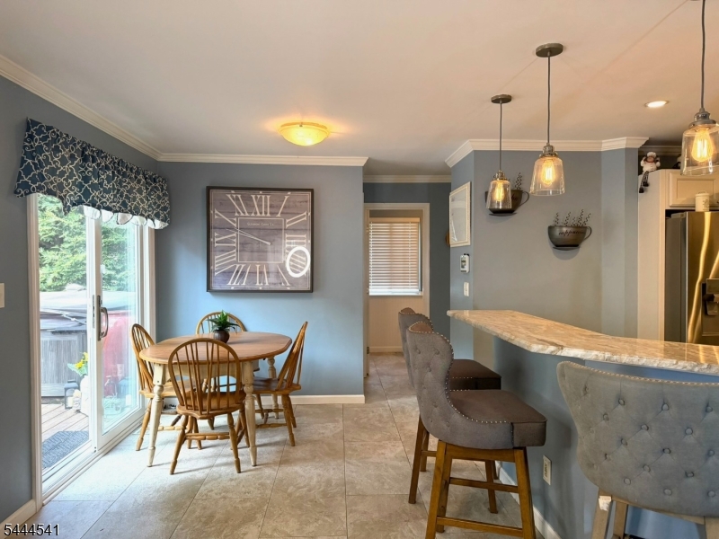 20 Winding Brook Lane Oak Ridge, NJ 07438 - Photo 8 of 23