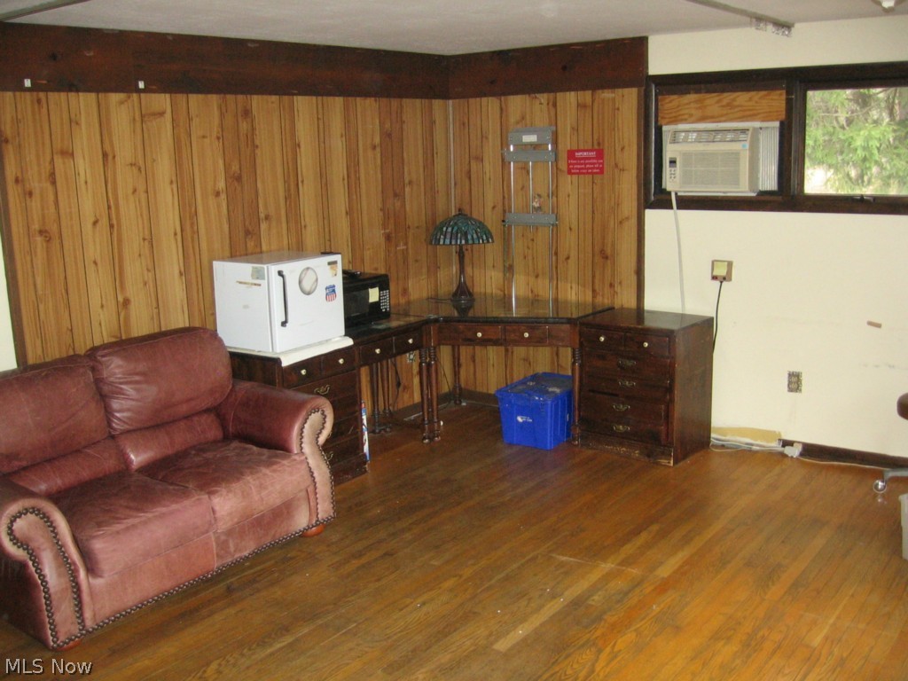 6576 Chapel Road Madison, OH 44057 - Photo 10 of 11