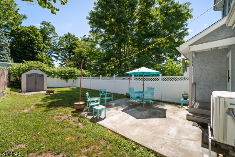 75 Smith Street Union, NJ 07088 - Photo 18 of 19