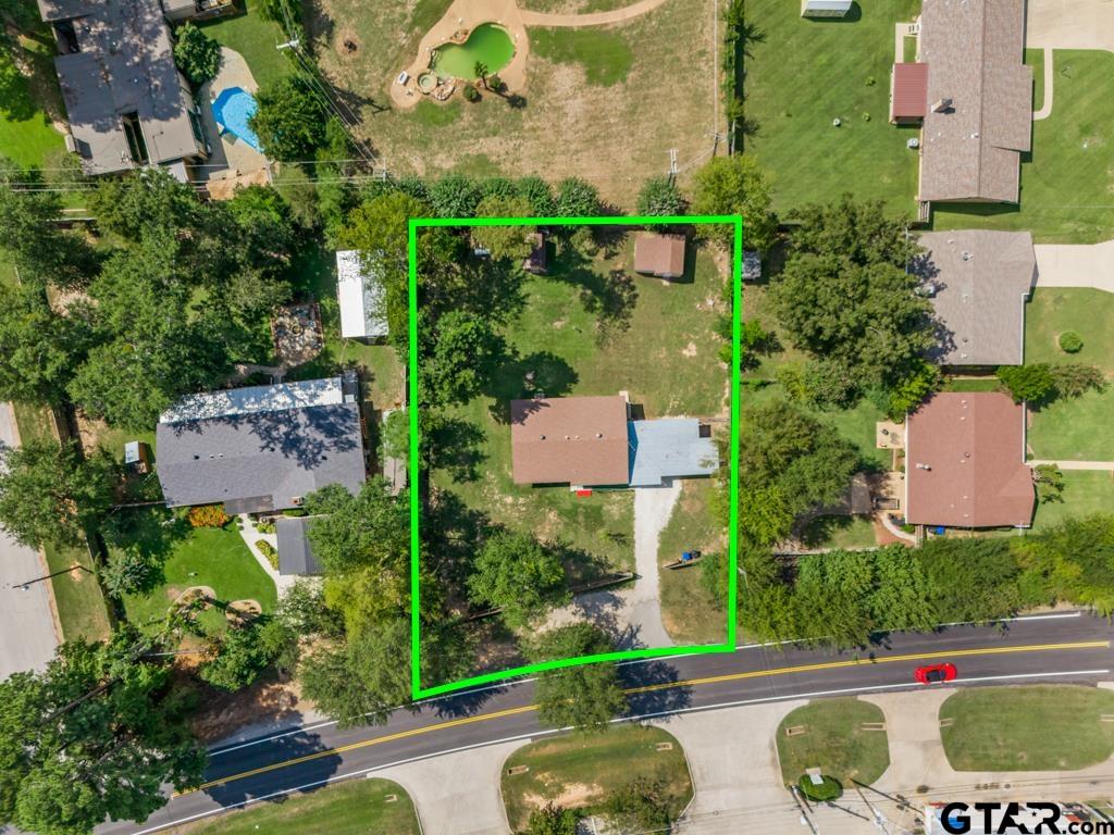 2131 Tryon Road Longview, TX 75601 - Photo 36 of 39 an aerial view of a house with yard swimming pool and outdoor seating