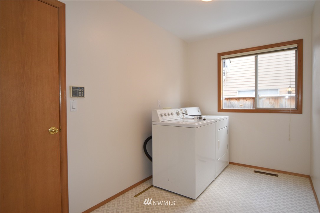 4507 Northeast 18th Street Renton, WA 98059 - Photo 22 of 22