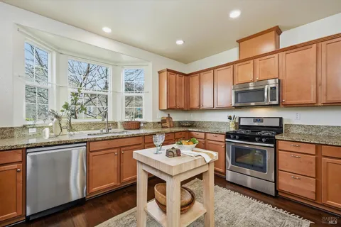 $799,000 | 2017 Verbena Drive, Santa Rosa, CA 95404