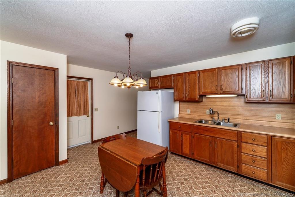 1003 Maple Street Otisco, IN 47163 - Photo 7 of 31 Gallery Image 7