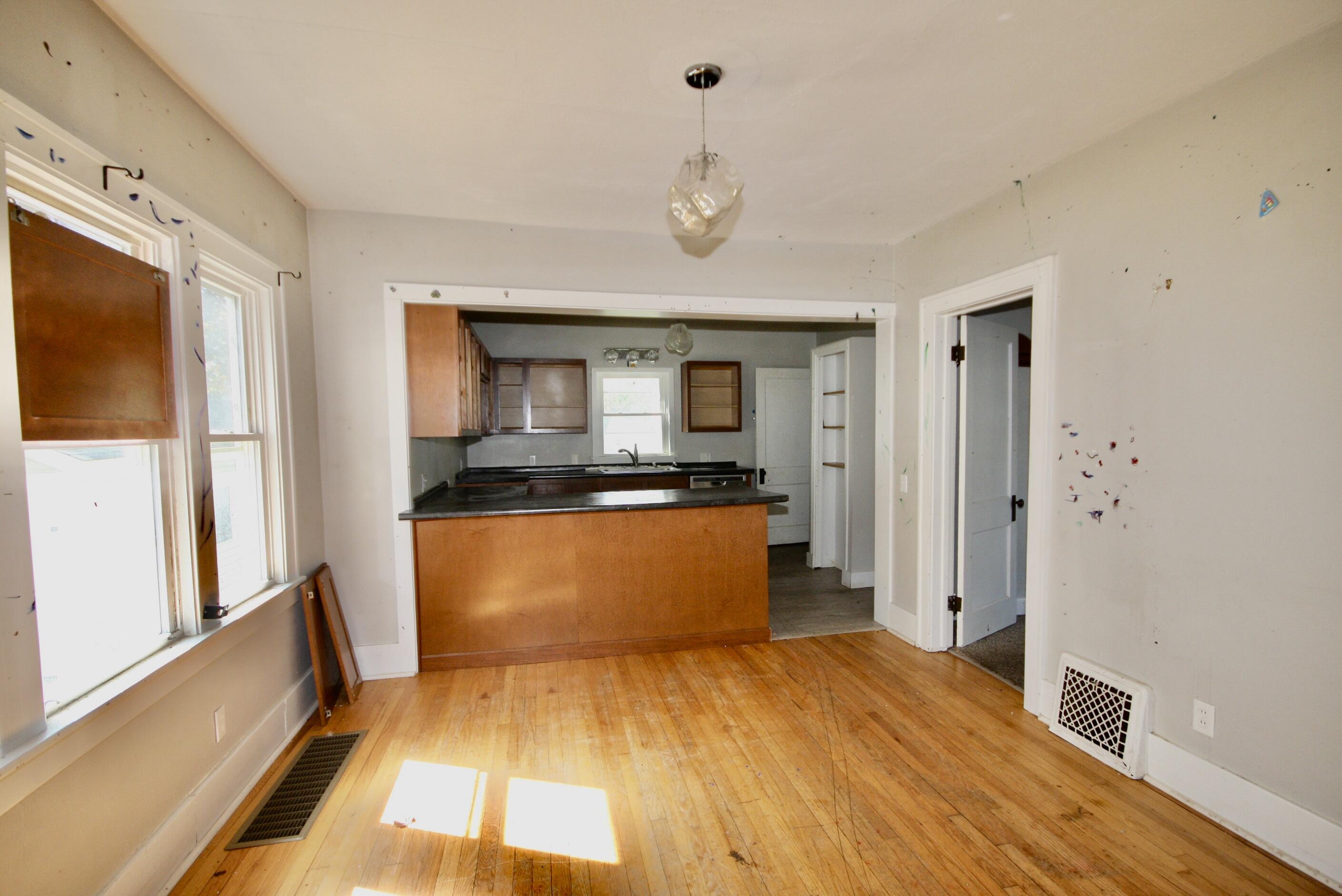 1514 Reed Street Kalamazoo, MI 49001 - Photo 8 of 14 IMG_6898