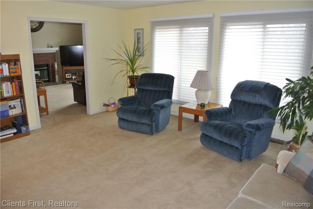 6958 Kennesaw Road Canton, MI 48187 - Photo 39 of 84 DSC_4307.JPG