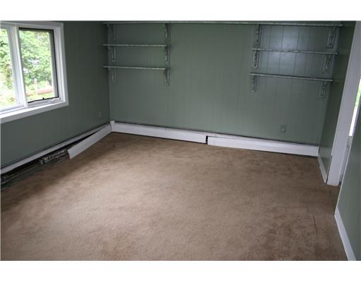 288 6th Avenue Woonsocket, RI 02895 - Photo 3 of 6 Living Room.