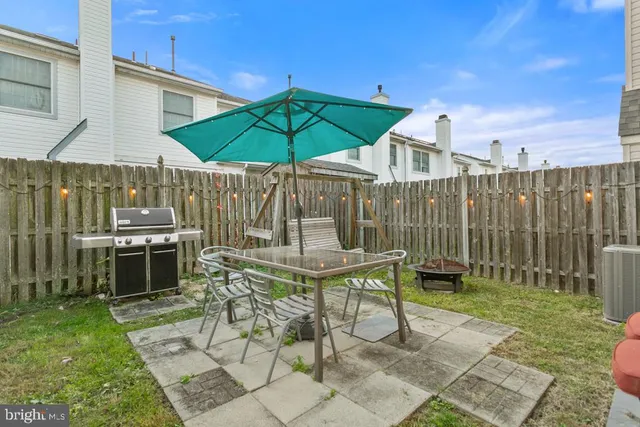 $330,000 | 112 Carriage Lane, Swedesboro, NJ 08085